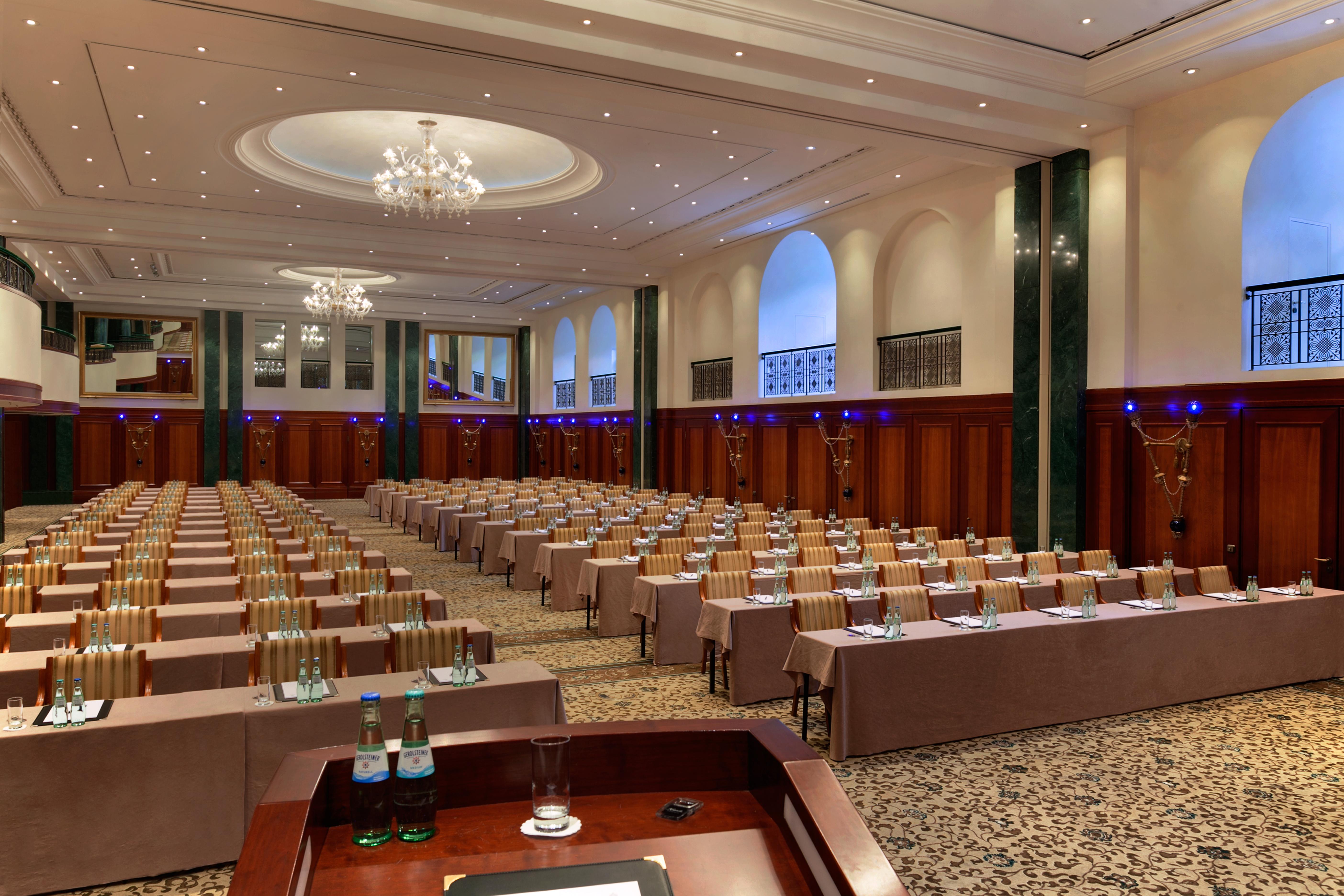 Adlon Kempinski 5*