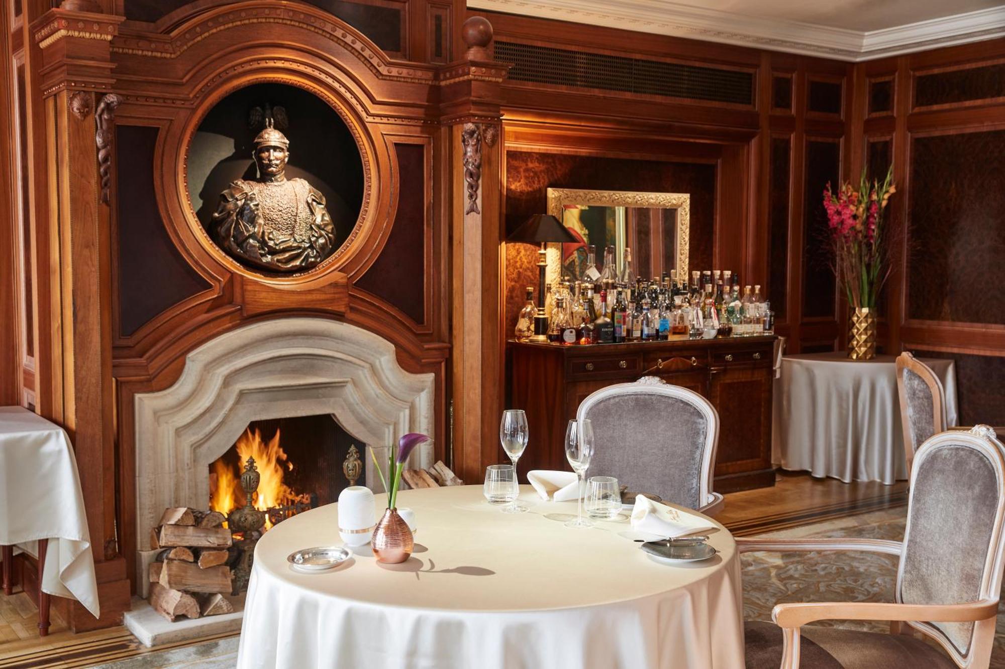 Hotel Adlon Kempinski 5*