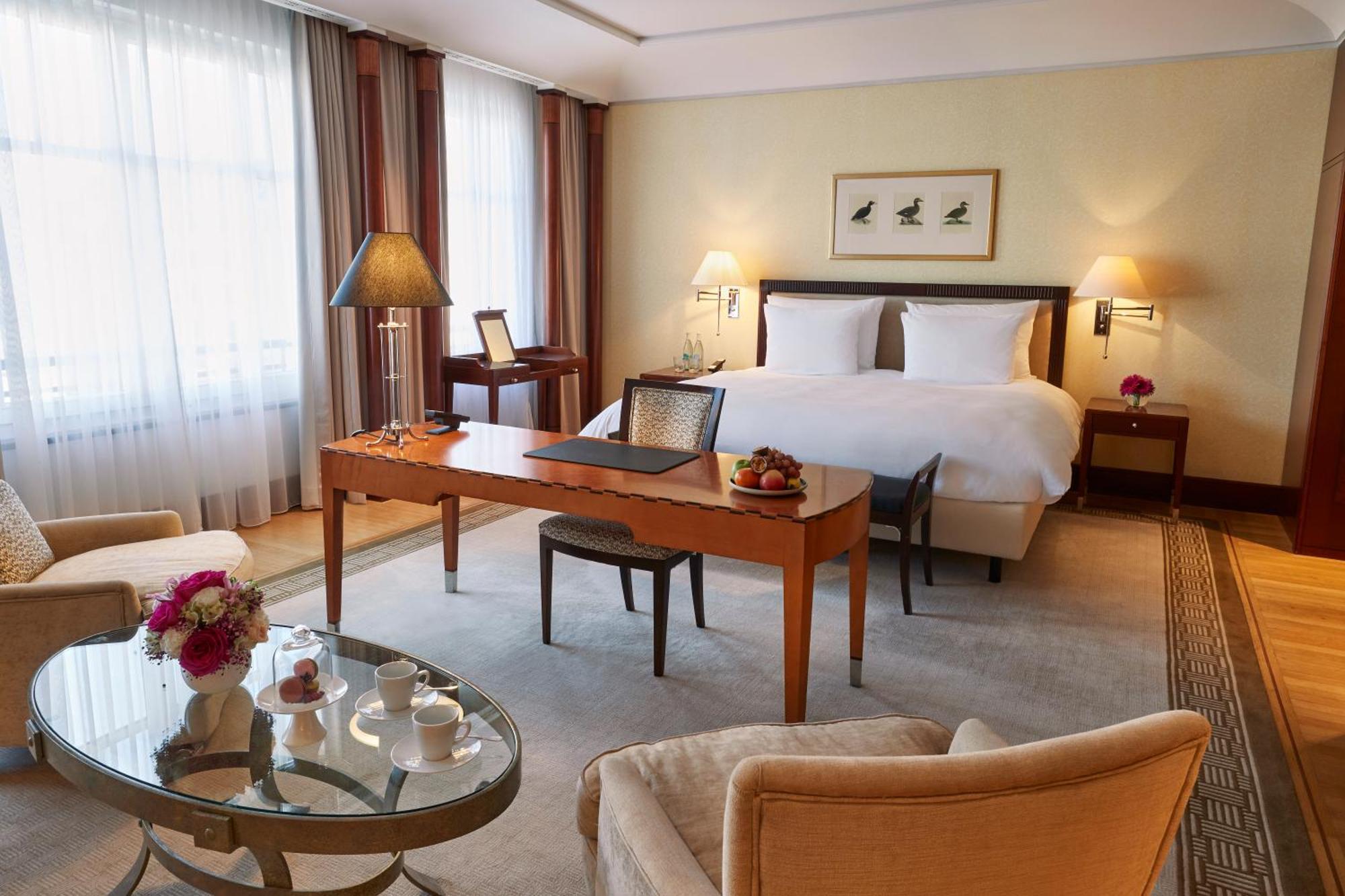 Adlon Kempinski 5*